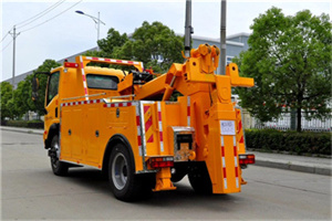 清水河高速路拖车费